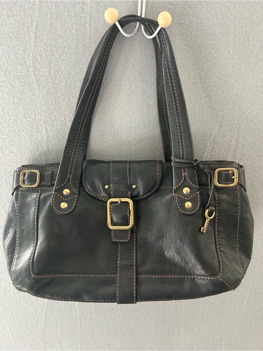 Vintage FOSSIL Black Pebbled Leather Satchel Shoulder Bag Purse Y2K Key Charm